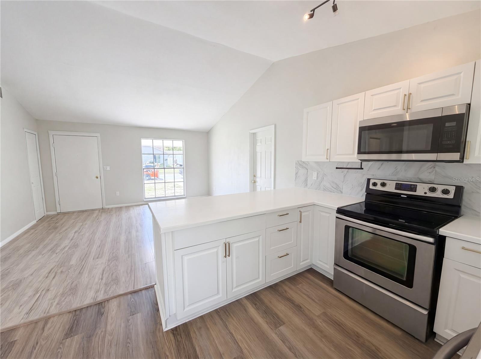 VENICE ESTATES 1ST ADD - Residential