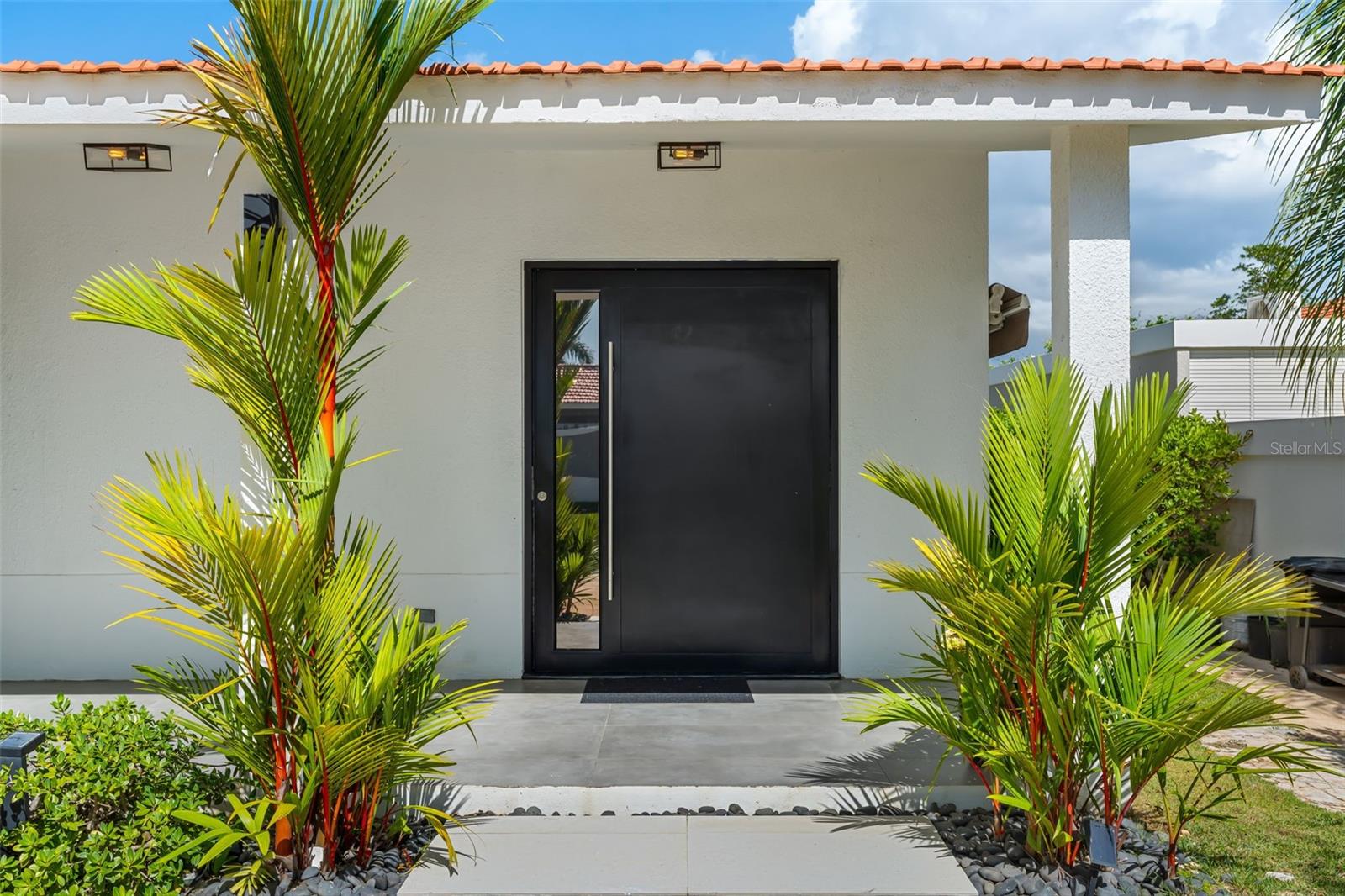 SABANERA DE DORADO - Residential