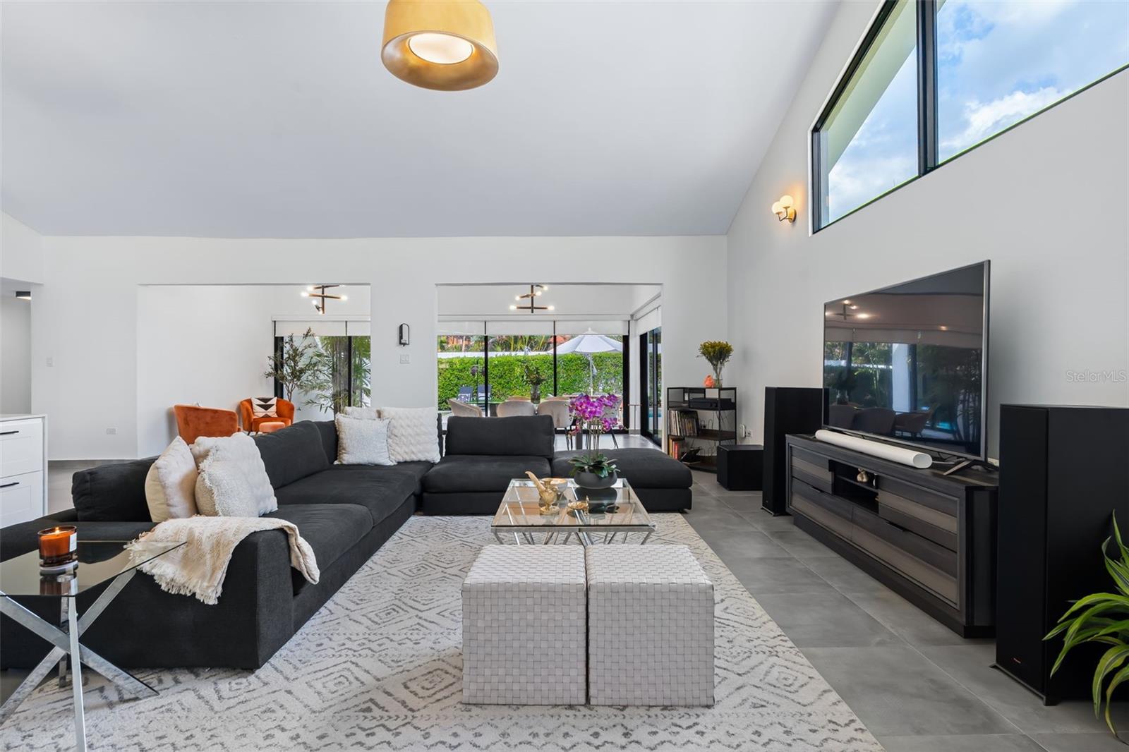 SABANERA DE DORADO - Residential