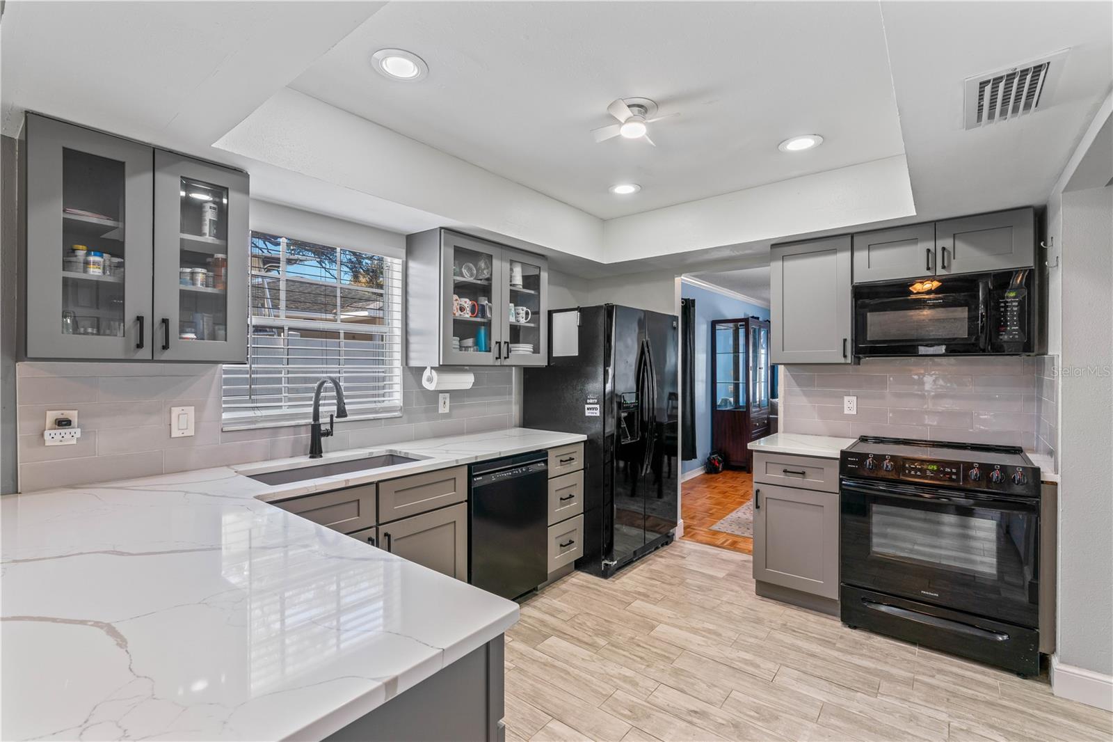 MARYLAND MANOR REV - Residential