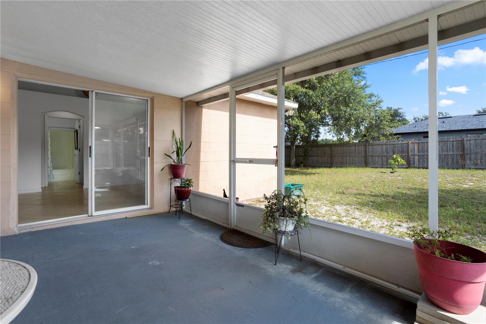 DELTONA LAKES UNIT 42 - Residential Lease