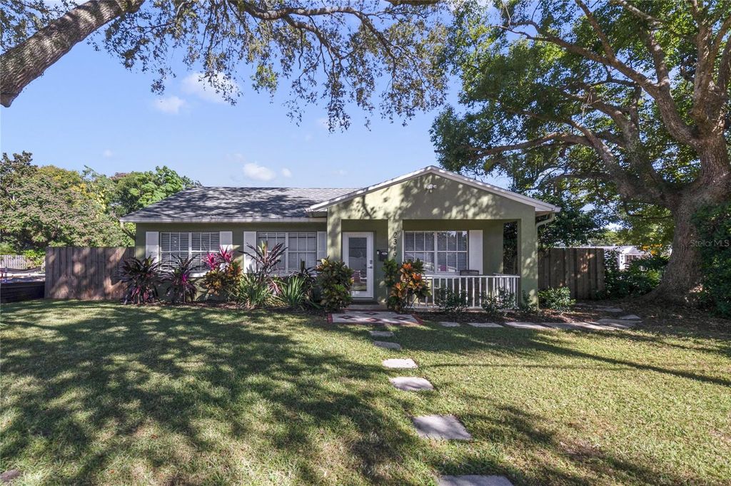 Photo of 2319 Weber Street, Orlando, FL 32803 (MLS # O6356740)