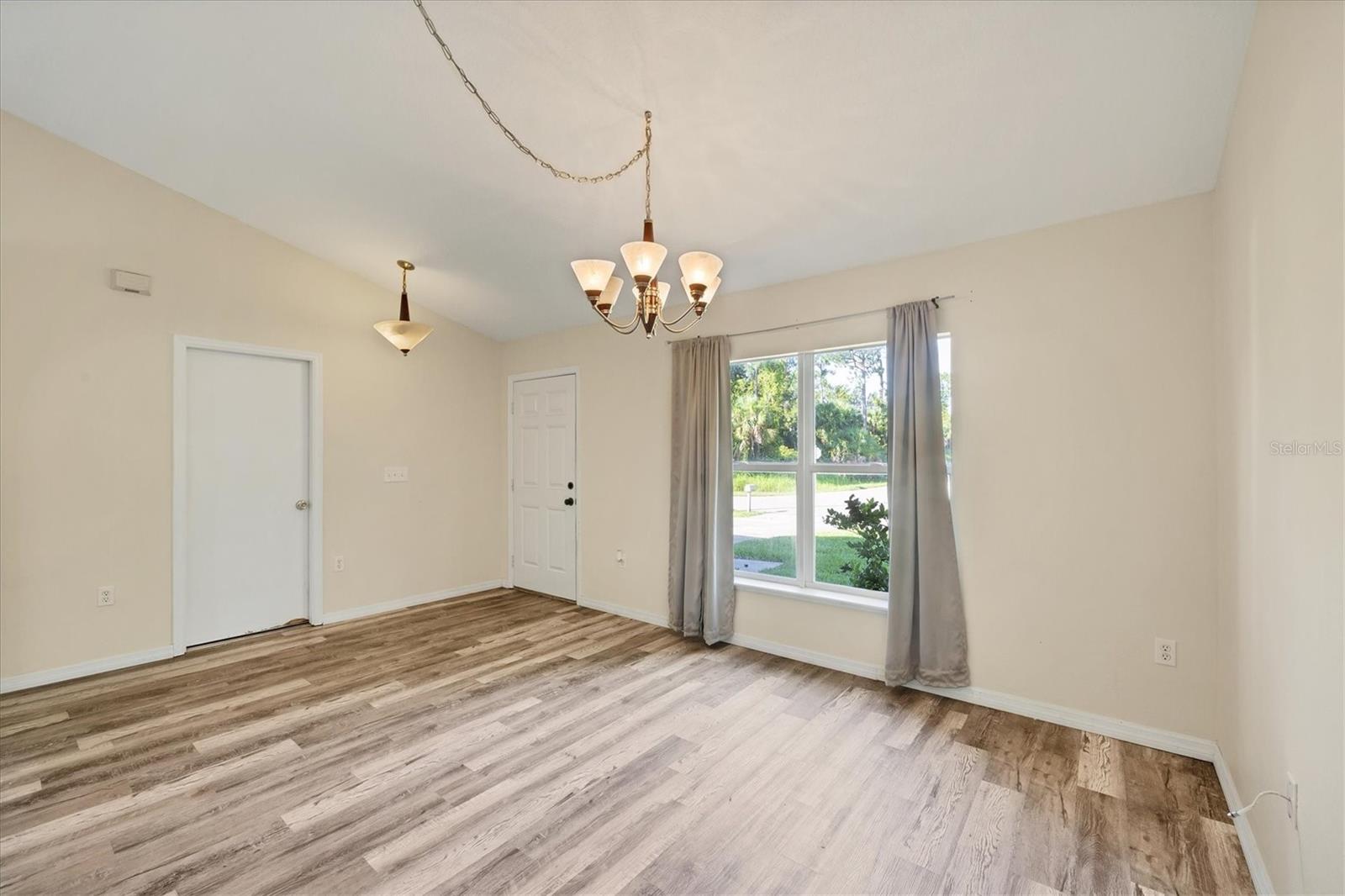 3768 BILLINGHAM LANE