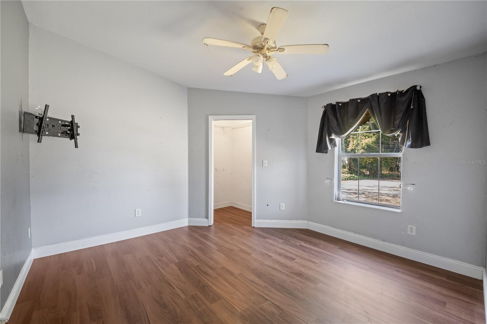 FLA DEV CO SUB - Residential