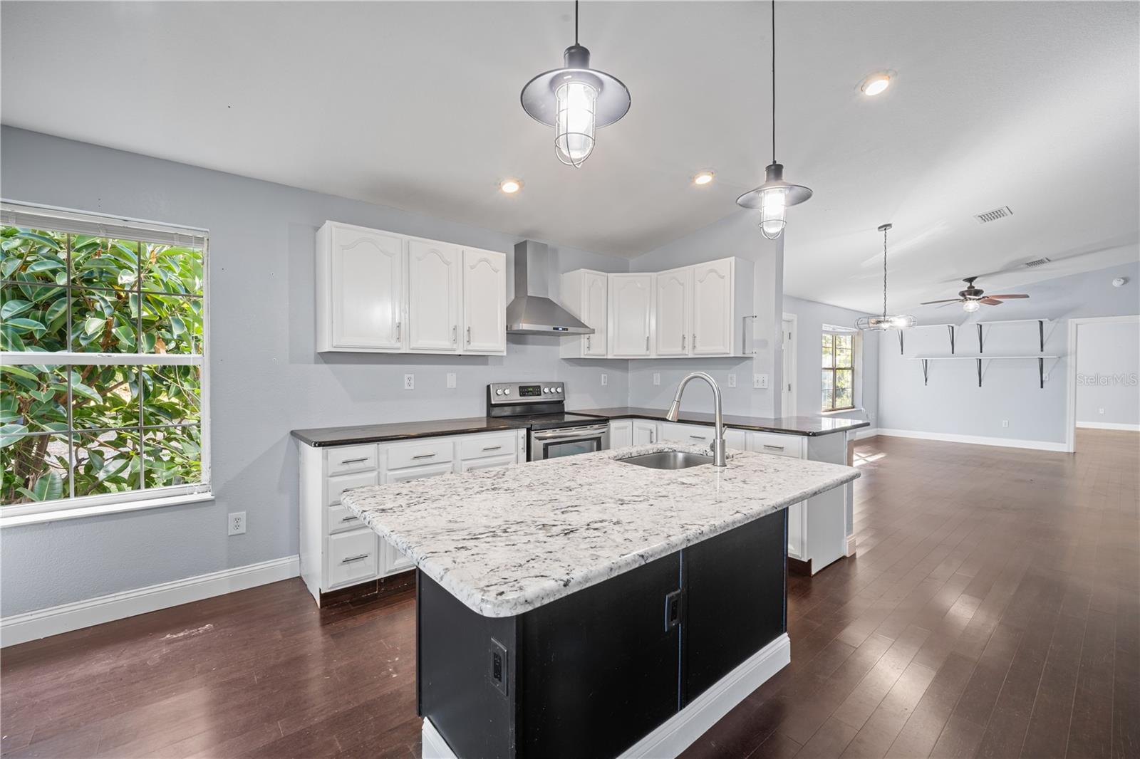 FLA DEV CO SUB - Residential