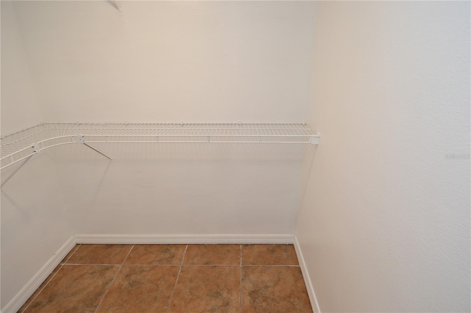 THE GRAND RESERVE CONDO - Residential Lease