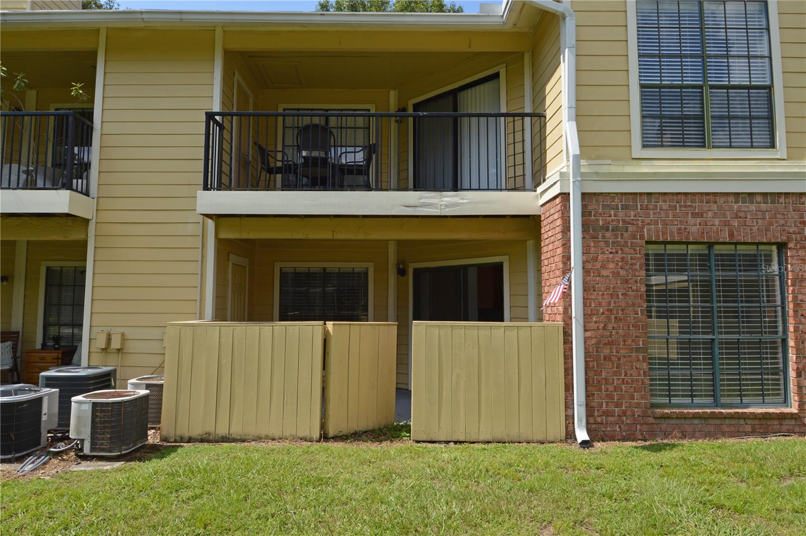 THE GRAND RESERVE CONDO - Residential Lease