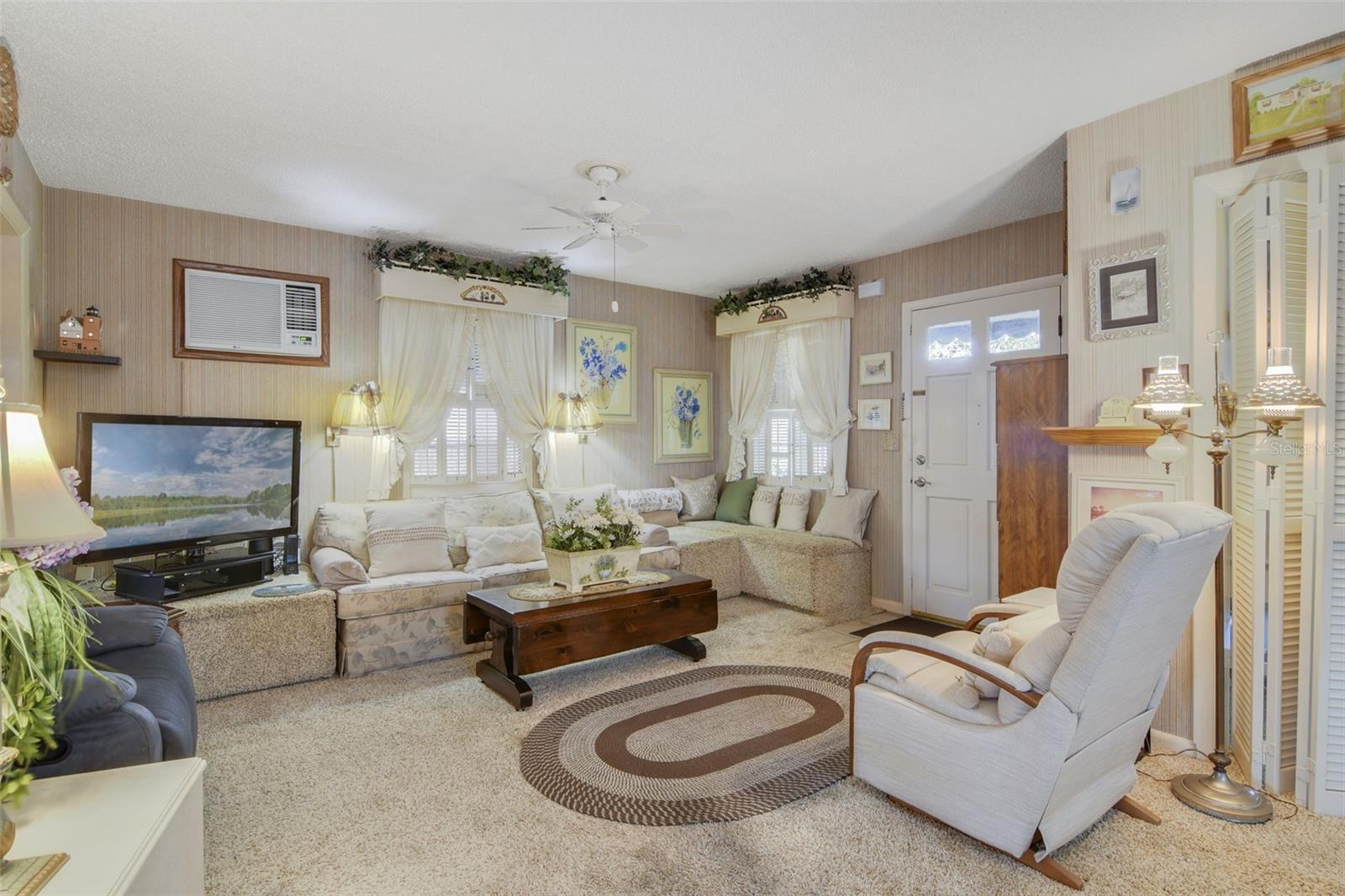 DELTONA LAKES UNIT 30 - Residential