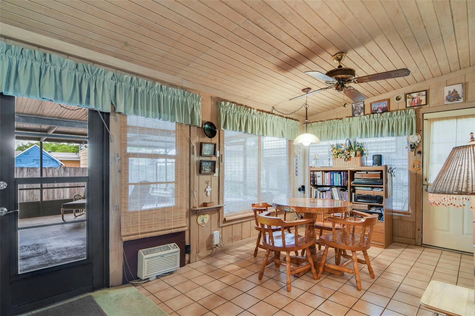 DELTONA LAKES UNIT 30 - Residential