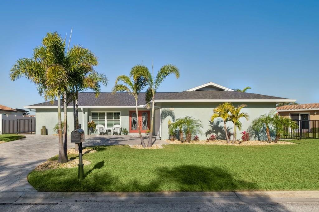 5133 GLENN DRIVE