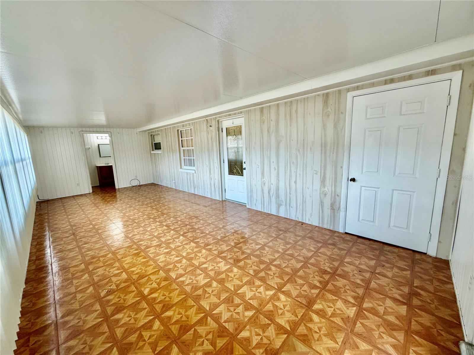 JAN PHYL VILLAGE - Residential