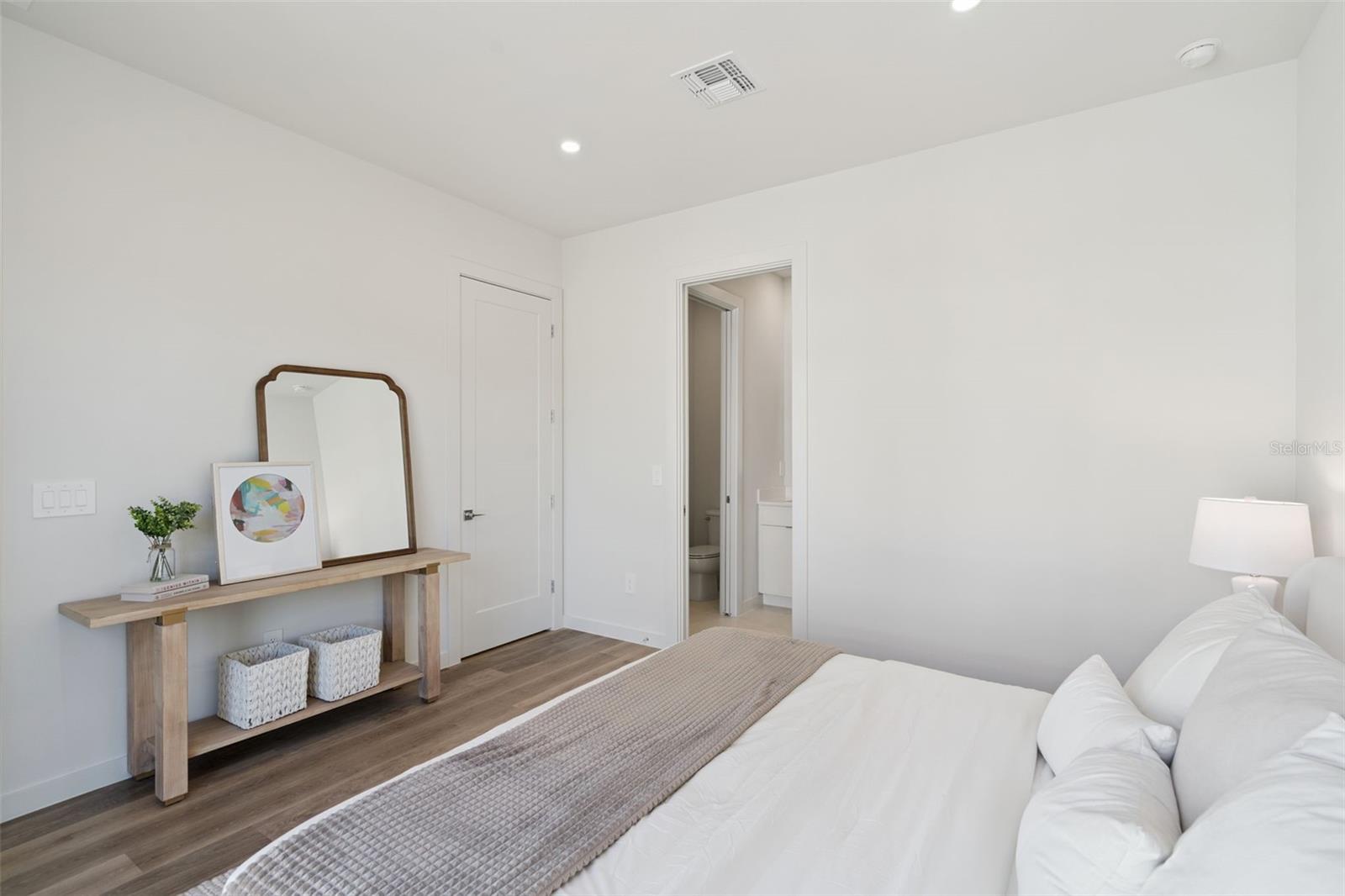 BOULEVARD OAKS OF LADY LAKE - Residential