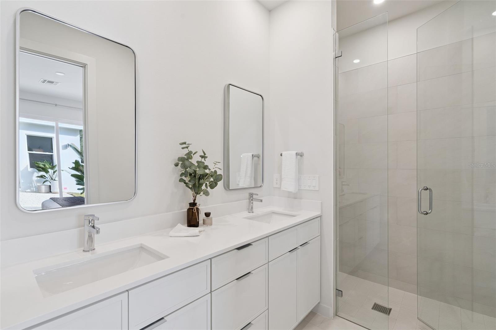 BOULEVARD OAKS OF LADY LAKE - Residential