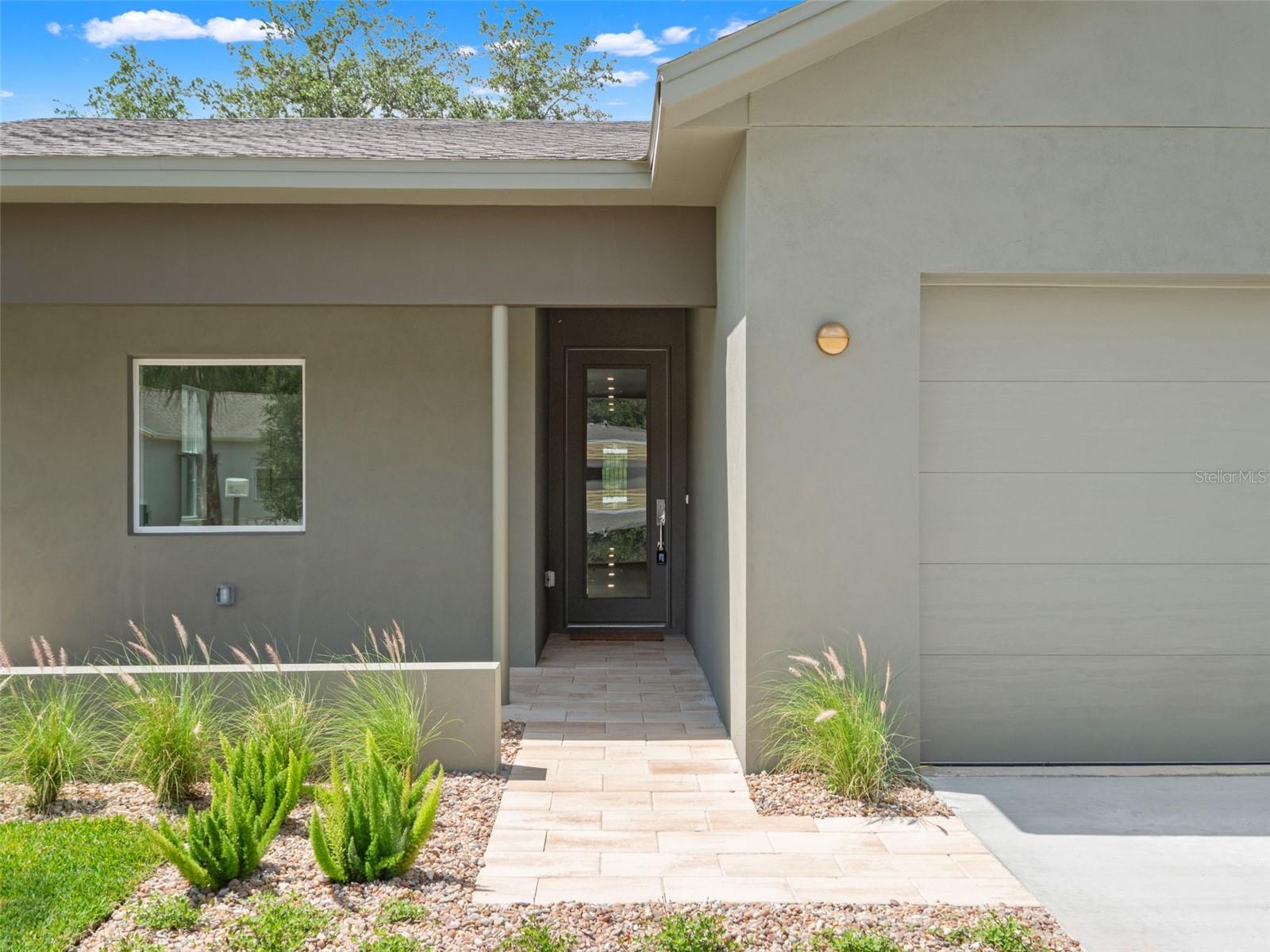 454 SKYFIELD COURT