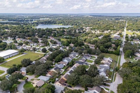 A home in EUSTIS