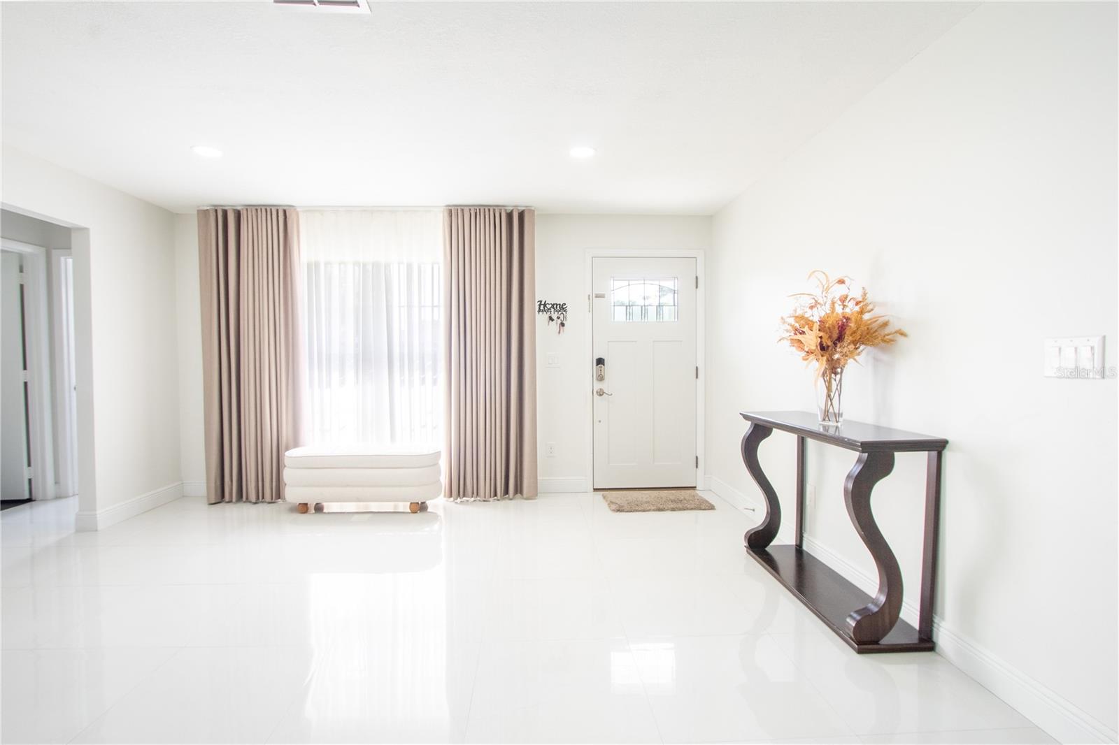 ORANGEWOOD SHADOWWOOD - Residential