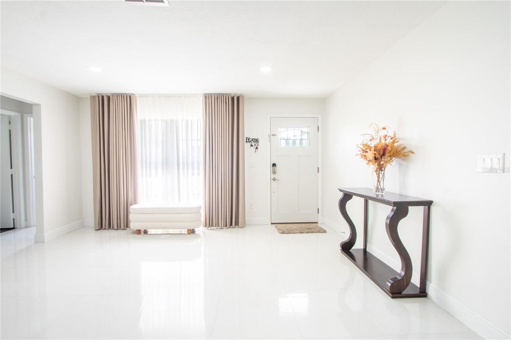 Photo of 10534 Deergrass Lane, Orlando, FL 32821 (MLS # O6404239)