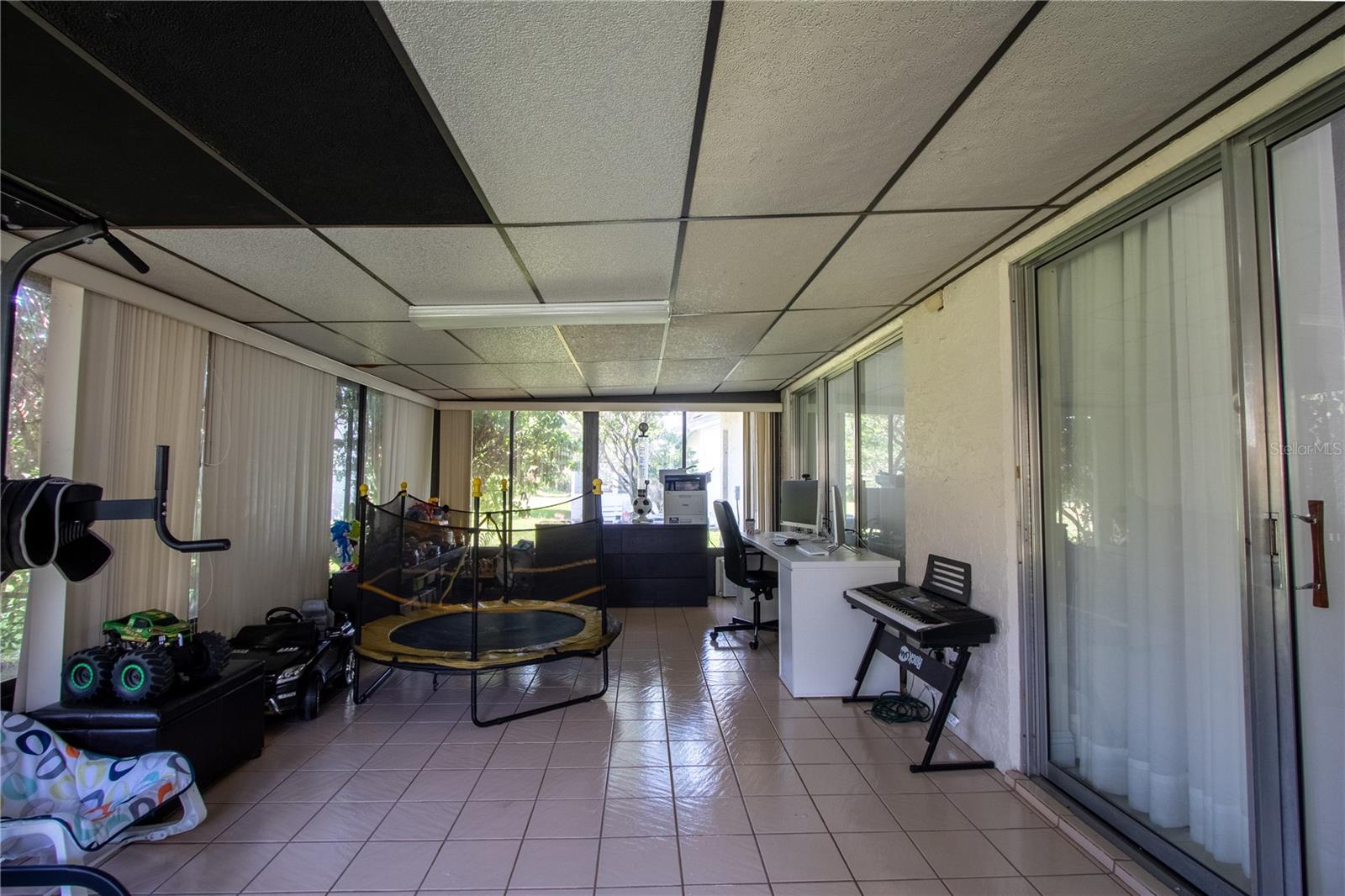 ORANGEWOOD SHADOWWOOD - Residential