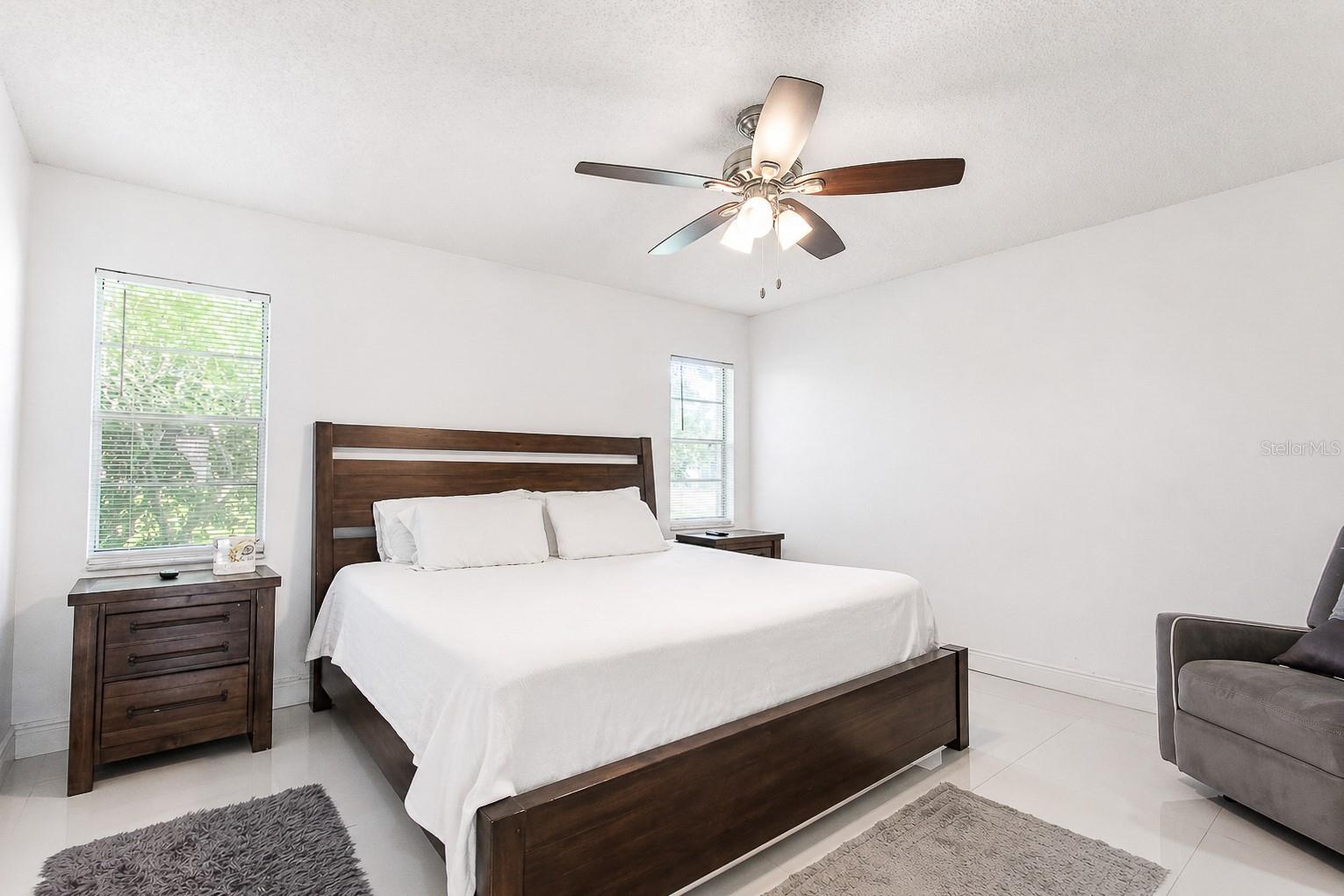 ORANGEWOOD SHADOWWOOD - Residential