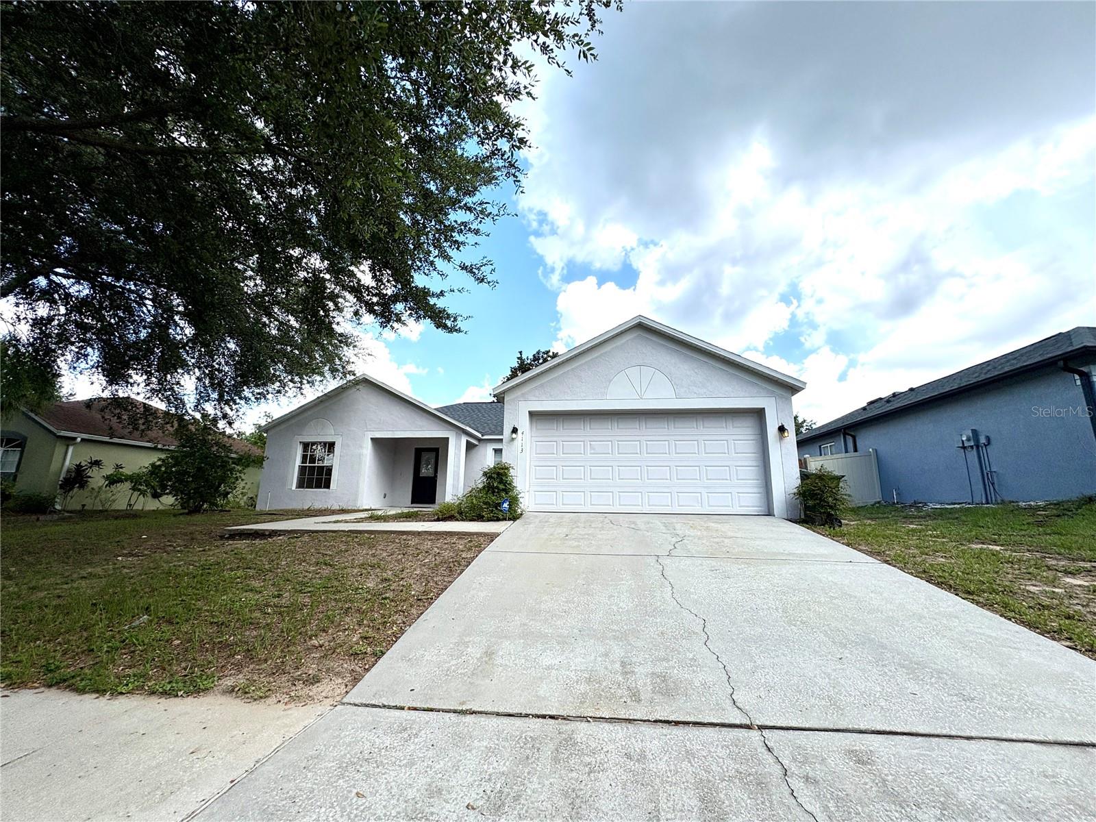 Gorgeous 3-bedroom, 2-bathroom home located in the desirable Copper Ridge community of Valrico, FL! This spacious residence offers an open and inviting layout with two dining areas, a large living room, and a generously sized kitchen with an eat-in area and plenty of counter space—perfect for everyday use or entertaining. Inside, you’ll find tile flooring in the kitchen and bathrooms.
The spacious primary suite boasts two closets, including a walk-in, and a private ensuite bathroom complete with a stand-up shower, a soaking tub, and a double vanity. Additional features include an indoor laundry room with a washer and dryer just off the 2-car garage, providing both functionality and ease of living. Enjoy outdoor living in the fully fenced backyard, ideal for gatherings or quiet relaxation, complete with a screened-in porch and even a fruit tree for a touch of nature.
Situated in a well-maintained neighborhood, this home offers close proximity to shopping, dining, and major roadways. Don’t miss your opportunity to call this beautiful Copper Ridge home yours—schedule a showing today!