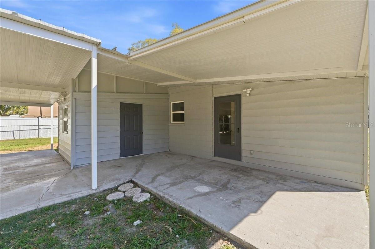 ARIANA COURT - Residential