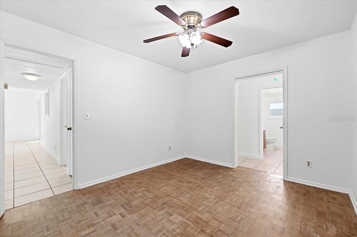 ARIANA COURT - Residential