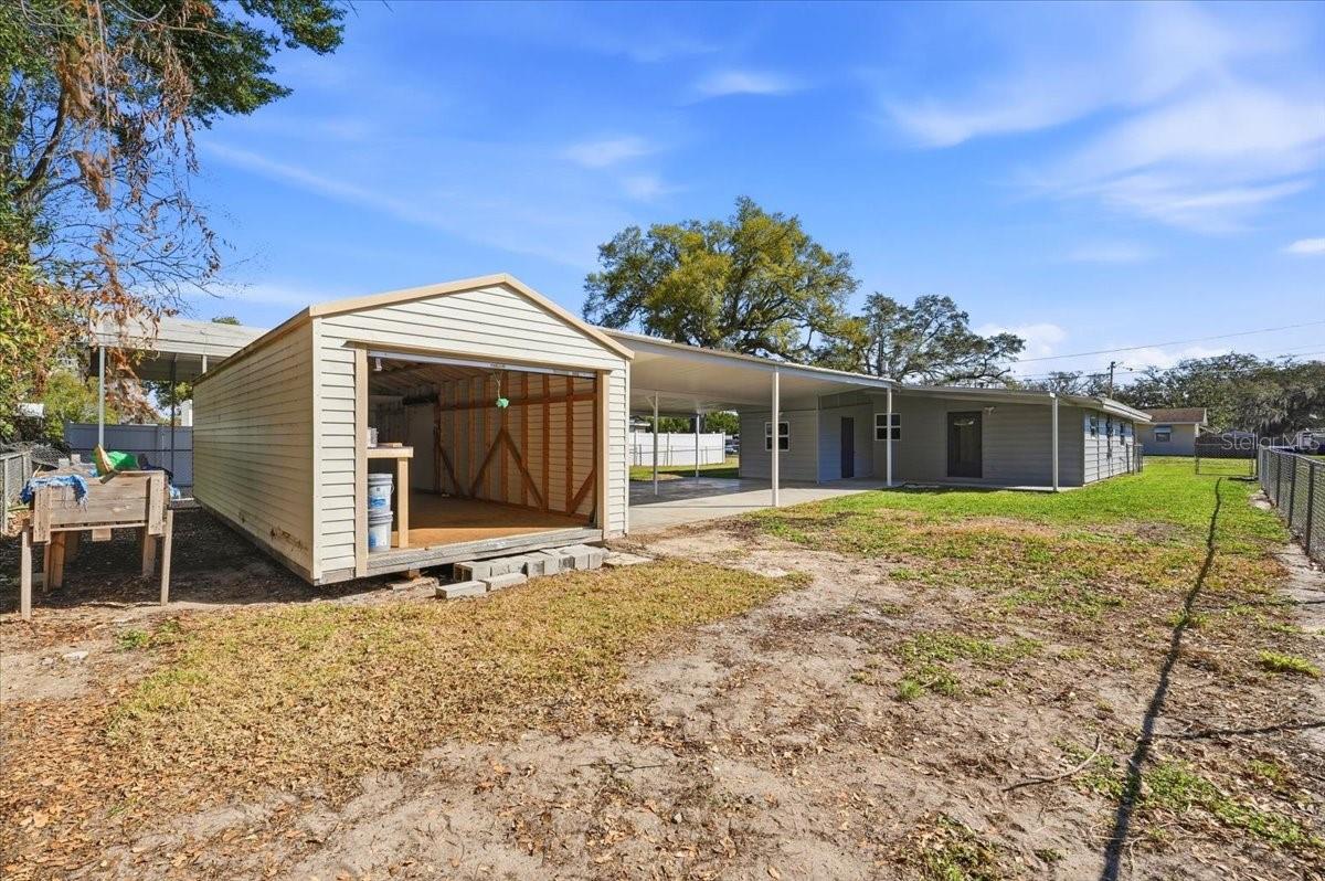 ARIANA COURT - Residential