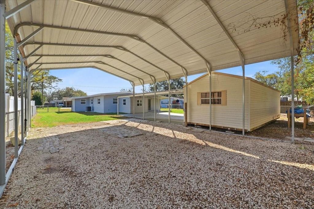 Photo of 138 Hawthorne Road, Auburndale, FL 33823 (MLS # L4959751)