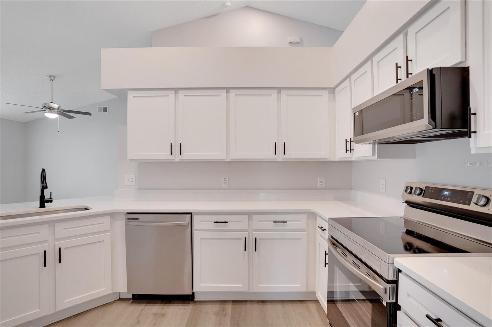 4217 KINGBIRD COURT