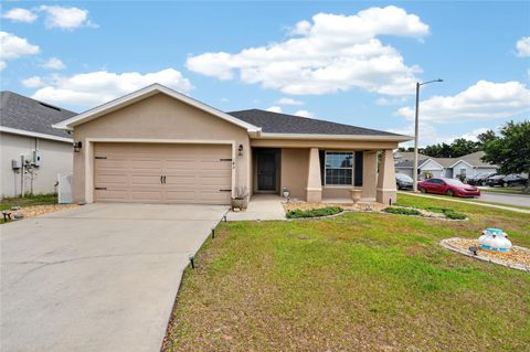 Photo of 243 Sandestin Drive, Haines City, FL 33844 (MLS # S5149209)