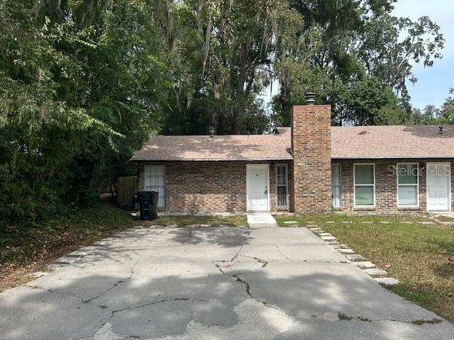 SUGARFOOT OAKS - Residential Lease