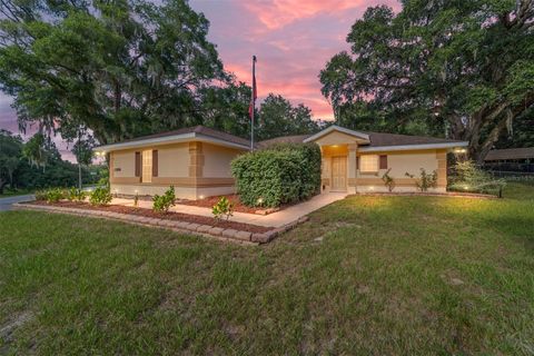 A home in DUNNELLON