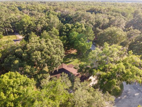 A home in DUNNELLON