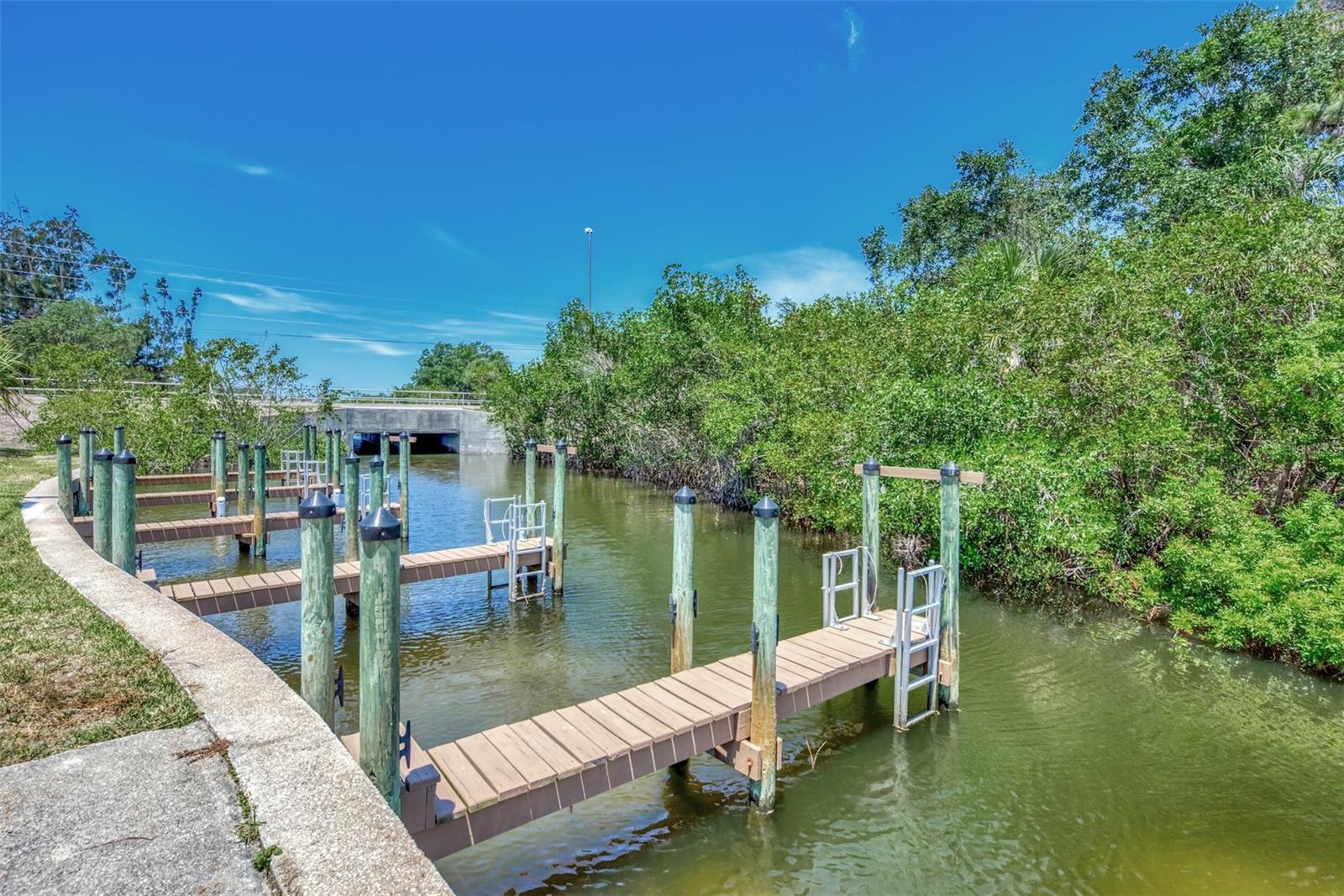 BROOK TO BAY - Residential