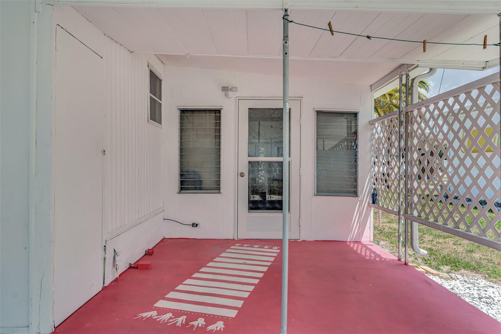 BROOK TO BAY - Residential