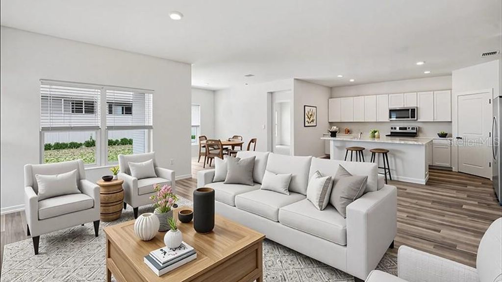 Photo of 17048 NW 180th Terrace, Alachua, FL 32615 (MLS # OM722012)