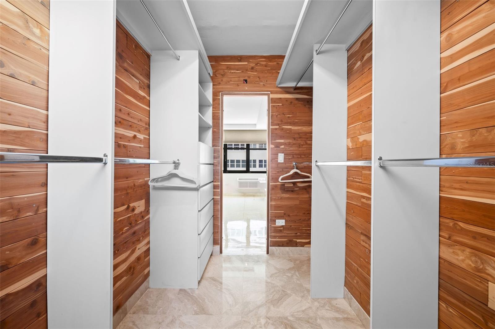 CONDADO - Residential
