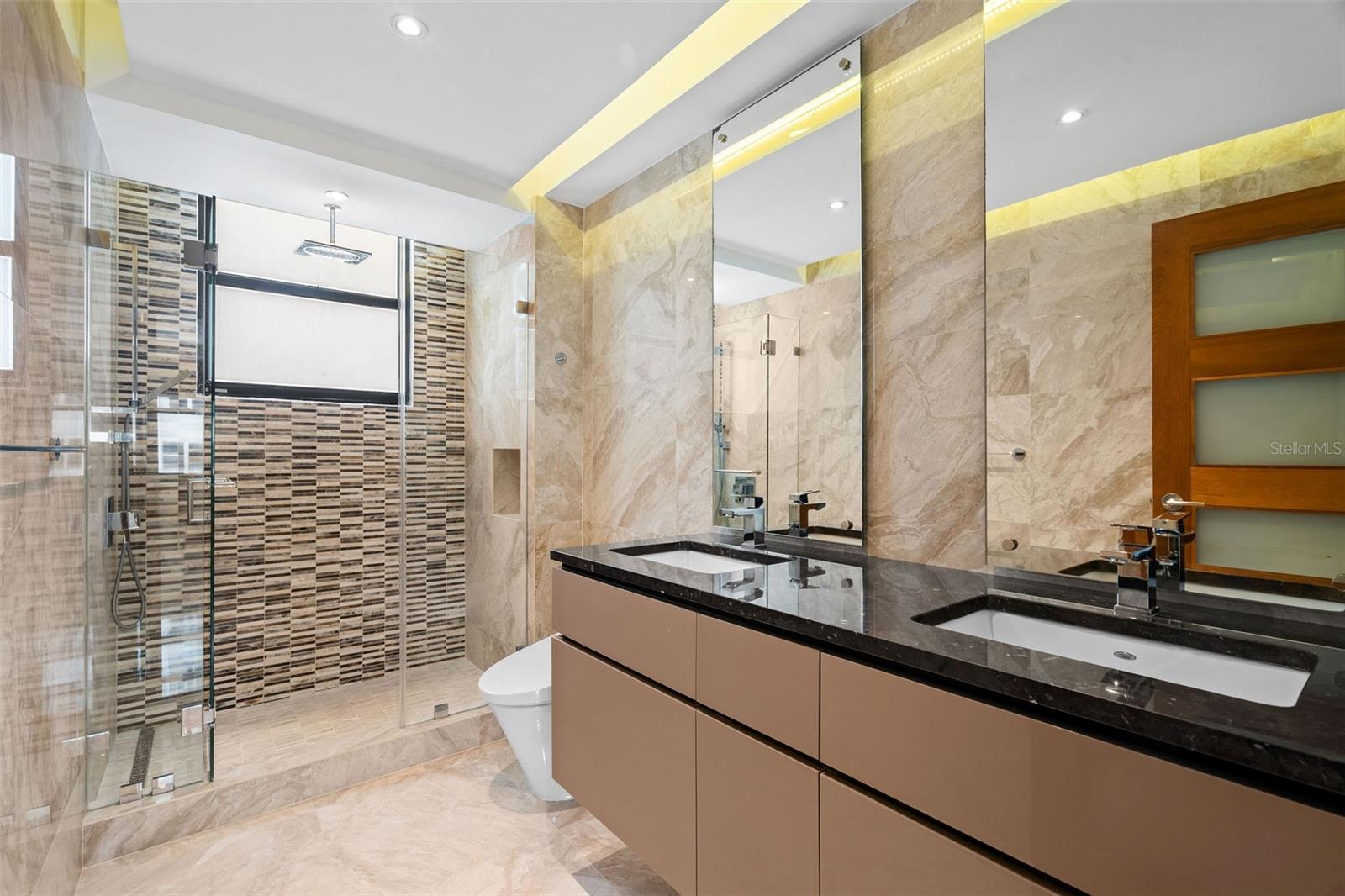 CONDADO - Residential