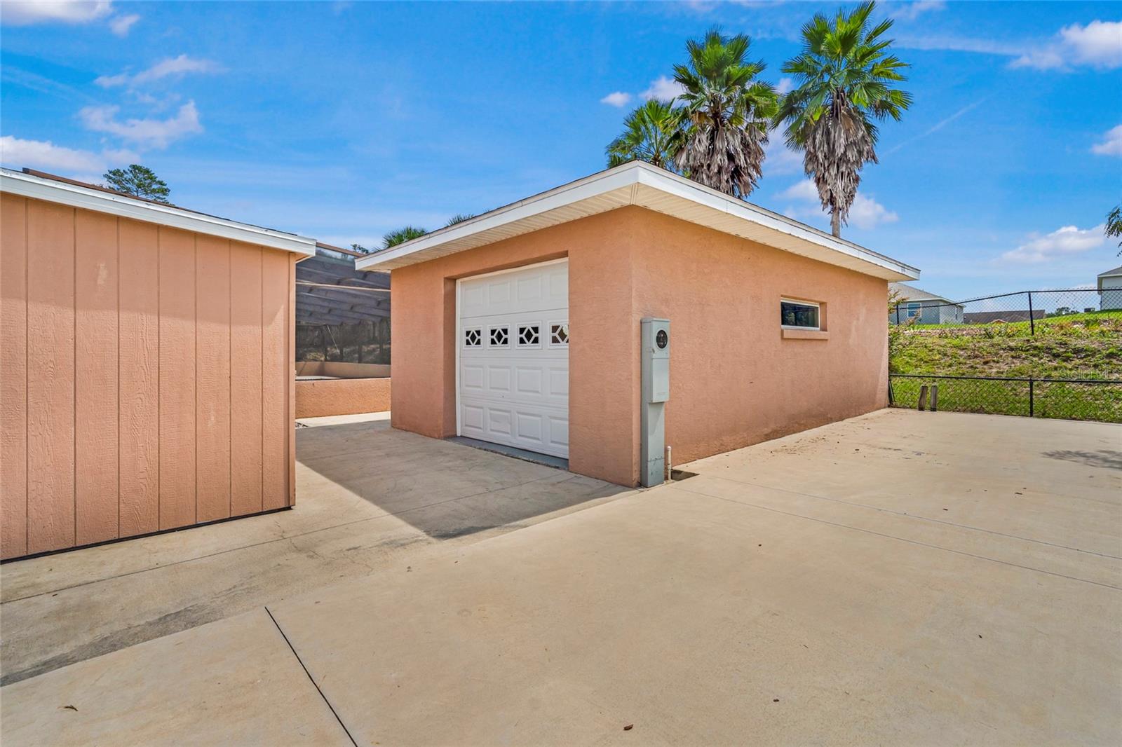 OCALA WATERWAY ESTATE - Residential