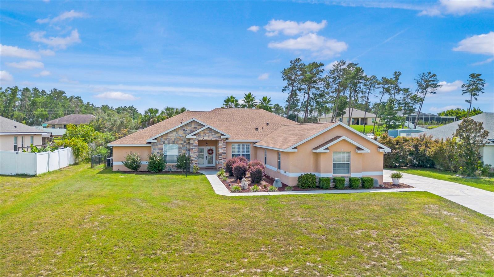 OCALA WATERWAY ESTATE - Residential