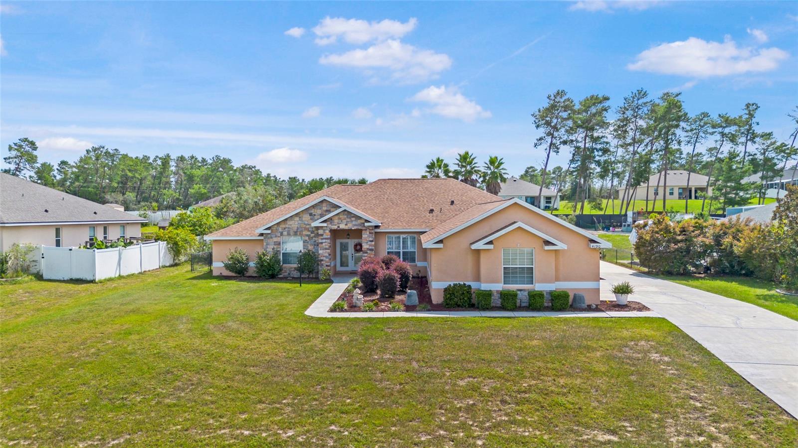 OCALA WATERWAY ESTATE - Residential