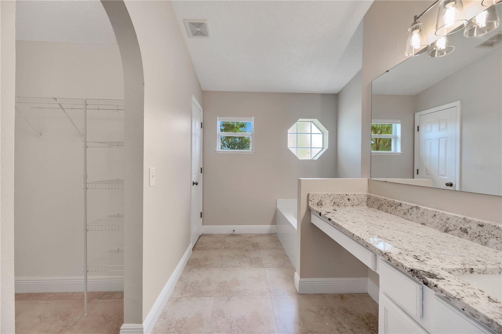 RANDA RIDGE PH 01 - Residential