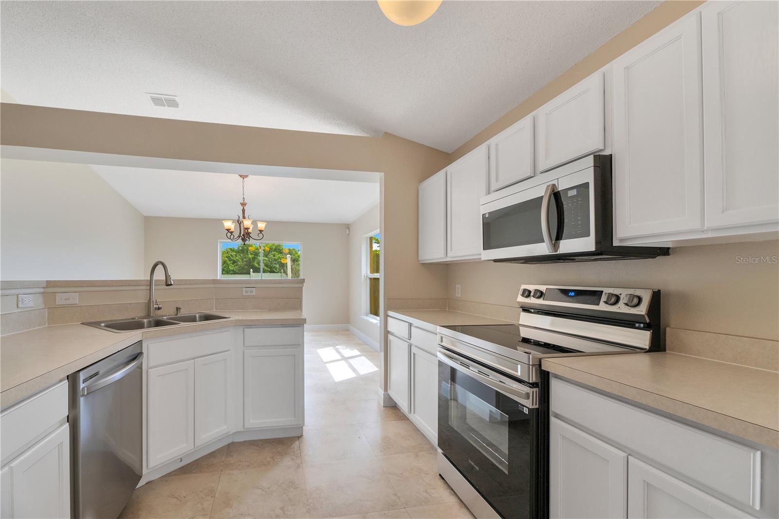 RANDA RIDGE PH 01 - Residential
