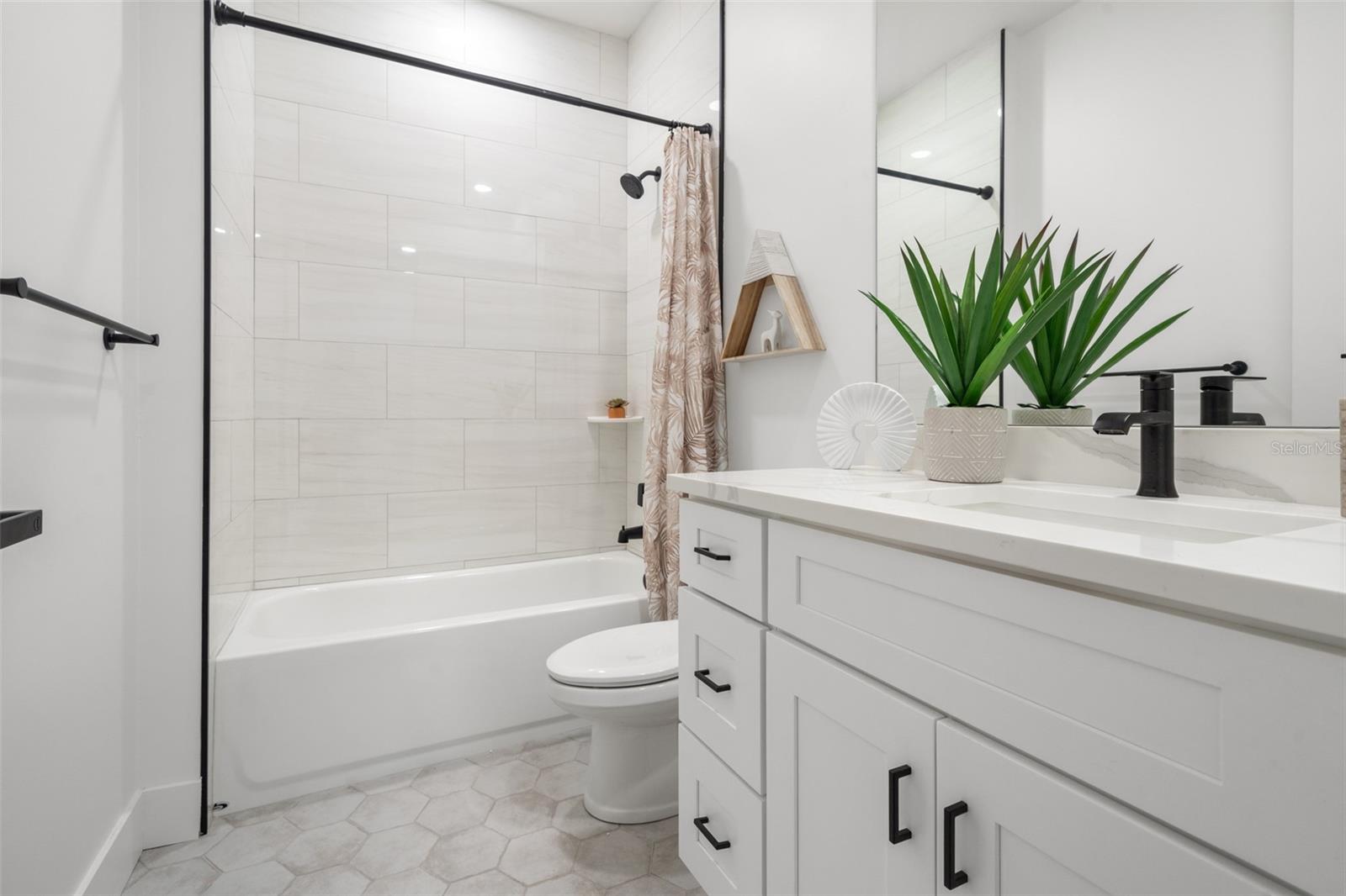 LATITUDES IN THE PARK TWNHMS - Residential