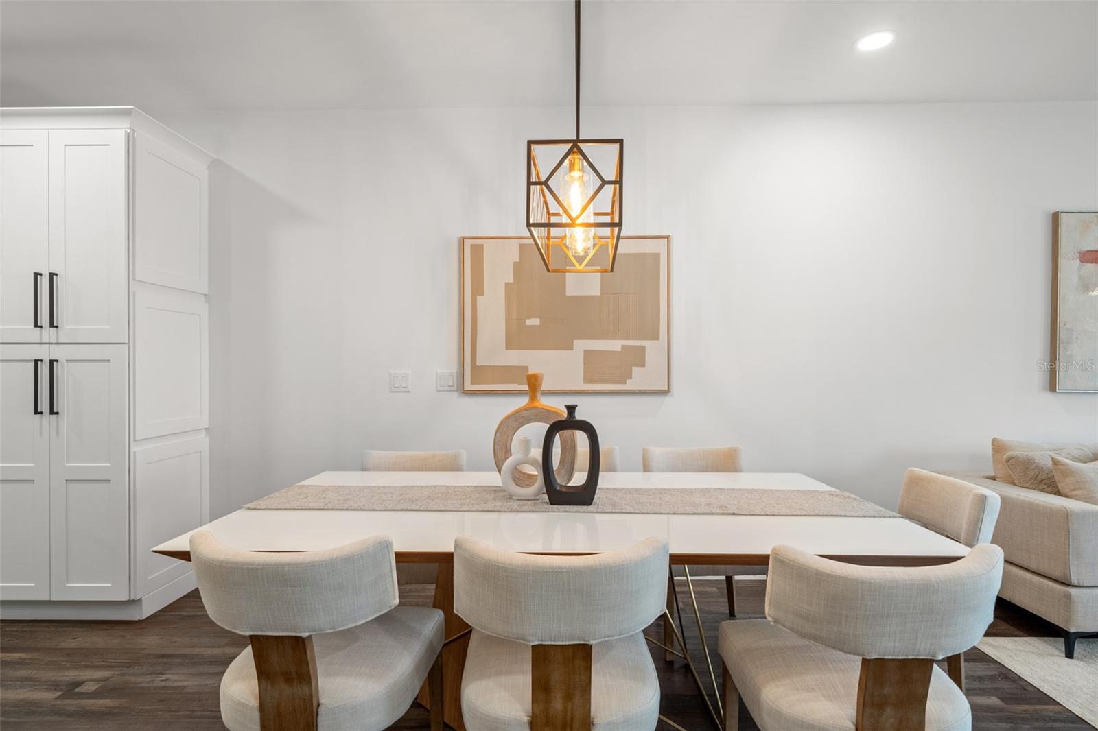 LATITUDES IN THE PARK TWNHMS - Residential