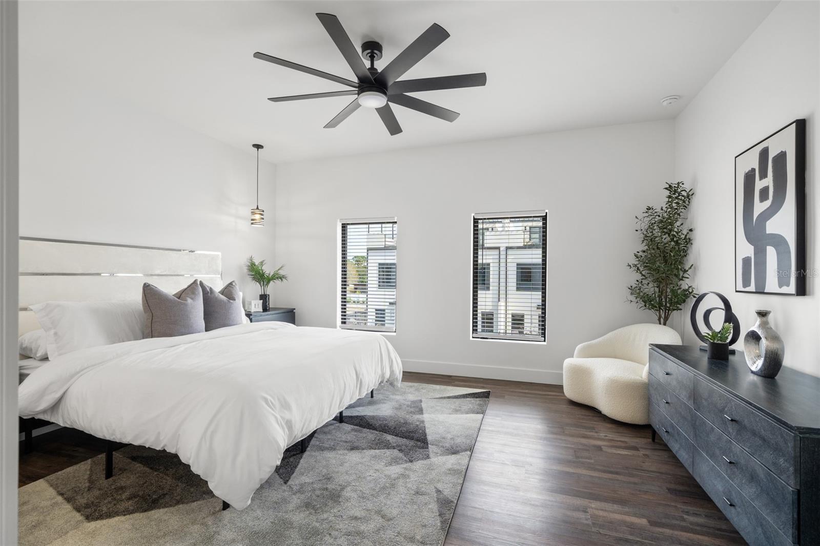 LATITUDES IN THE PARK TWNHMS - Residential