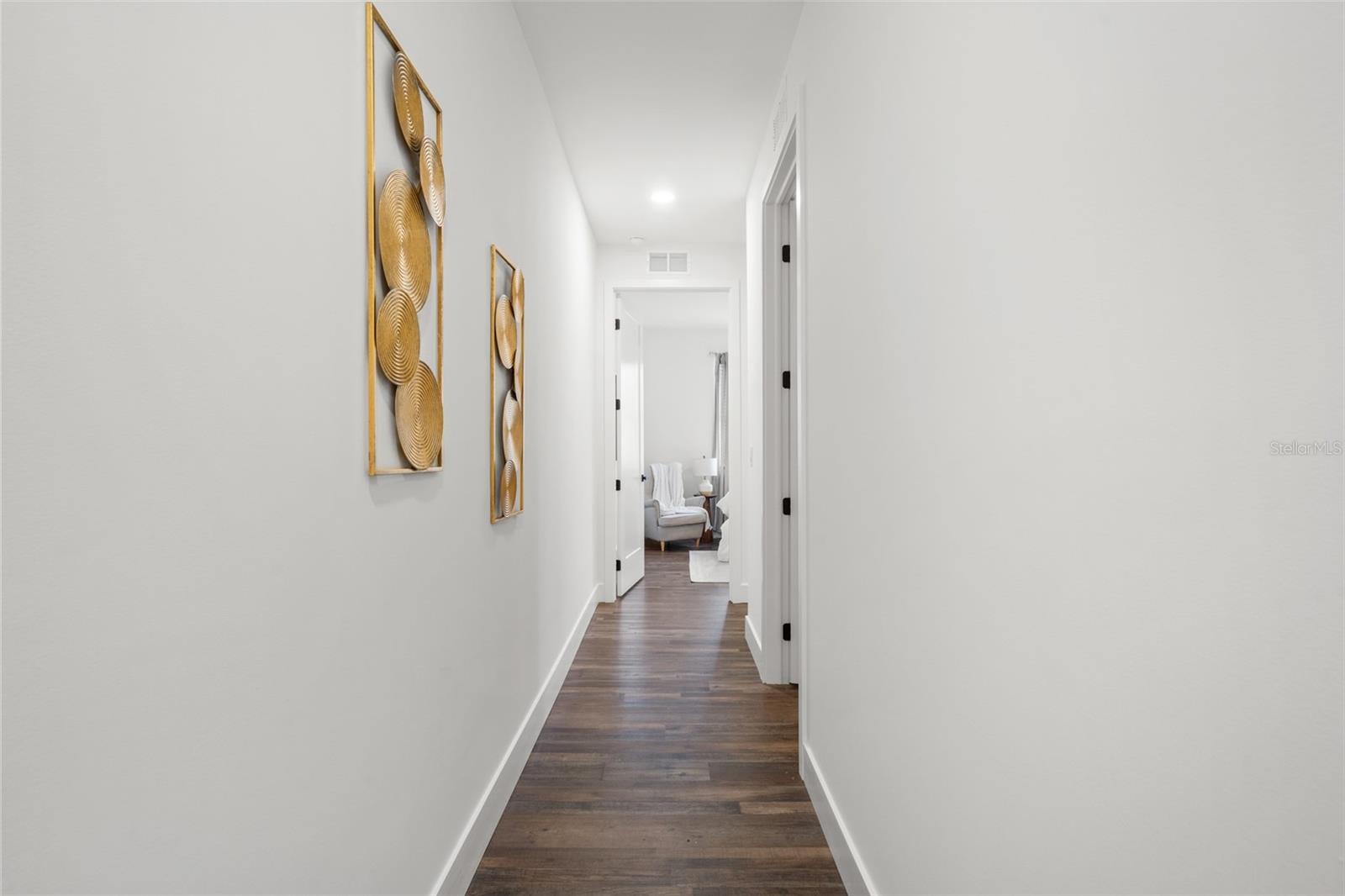 LATITUDES IN THE PARK TWNHMS - Residential