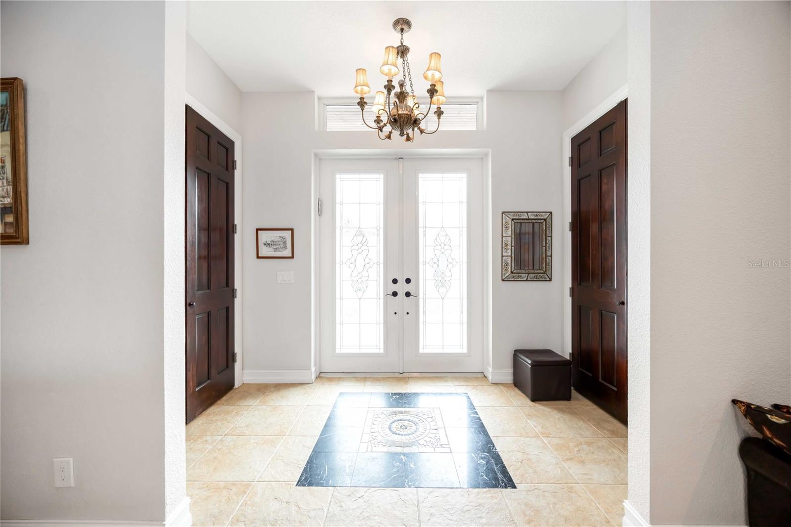 SOUTH VENICE - Residential