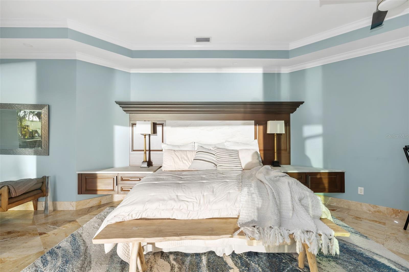 BAY BEACH - Residential