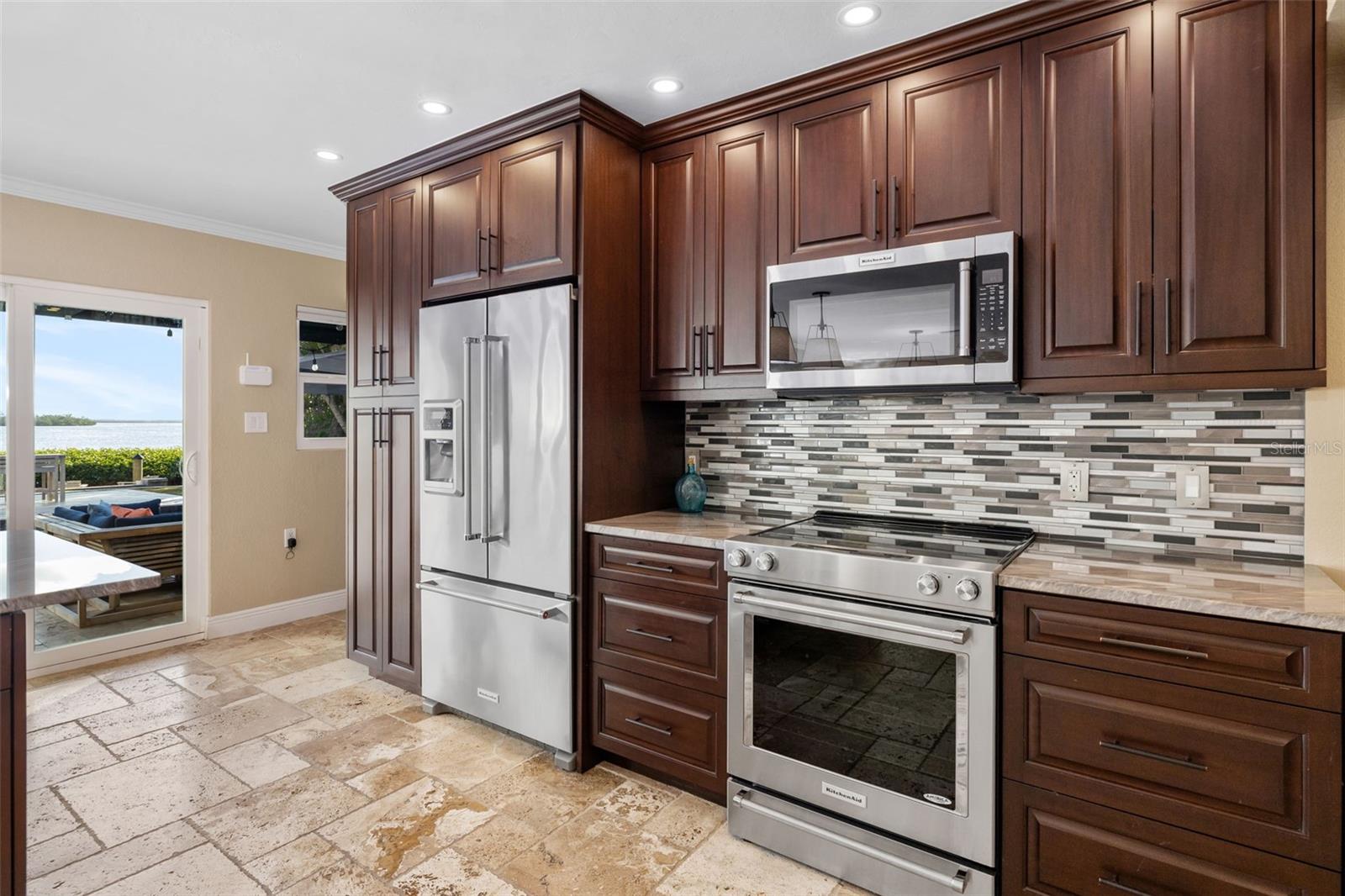 BAY BEACH - Residential